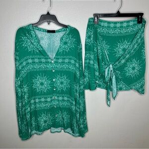 VICI NWT 2 Piece Matching Set Skirt & Top Green Boho Print Travel Summer- Large